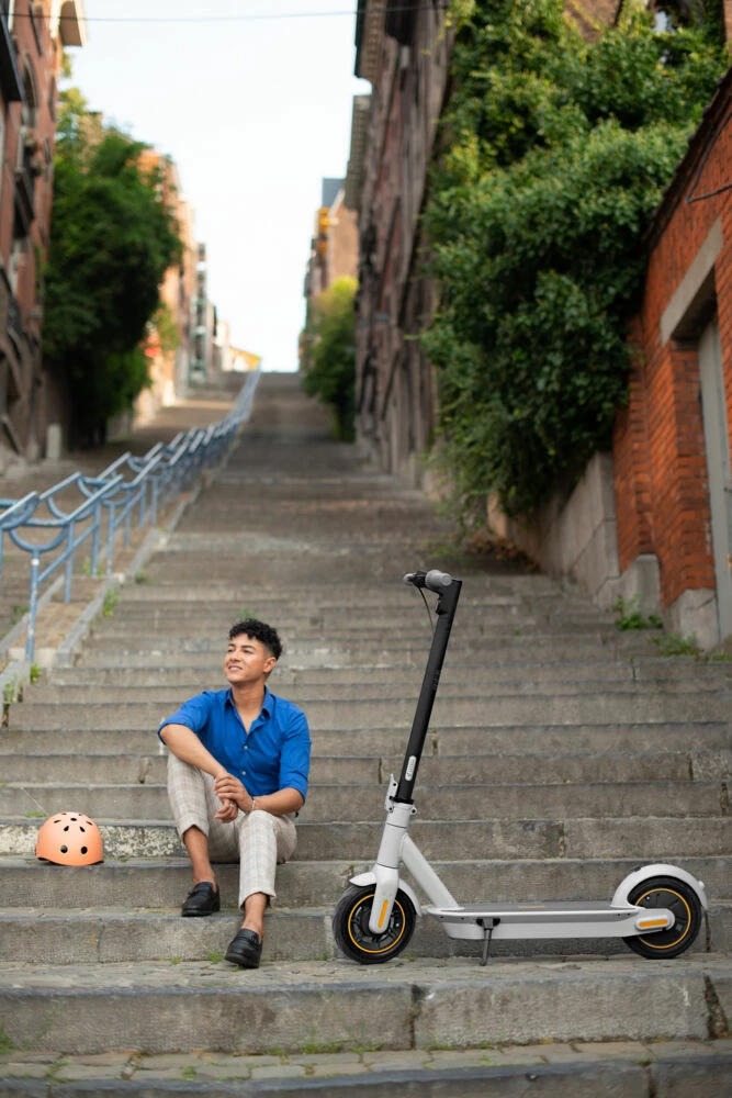 Ninebot By Segway Max G30LD Elektrisk Sparkesykkel - Bilde 2